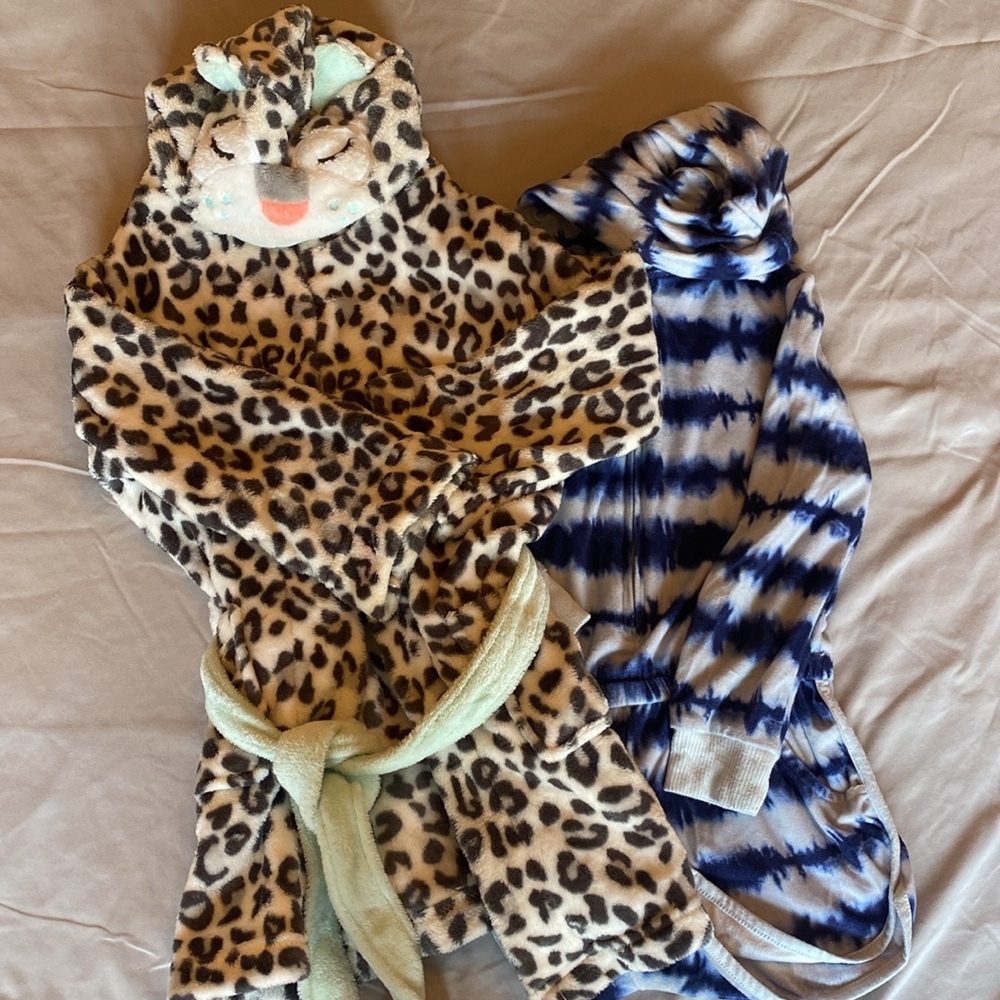 Car & Jack size XS 4-5 robe with hood and sleep romper with hood. Extremely soft